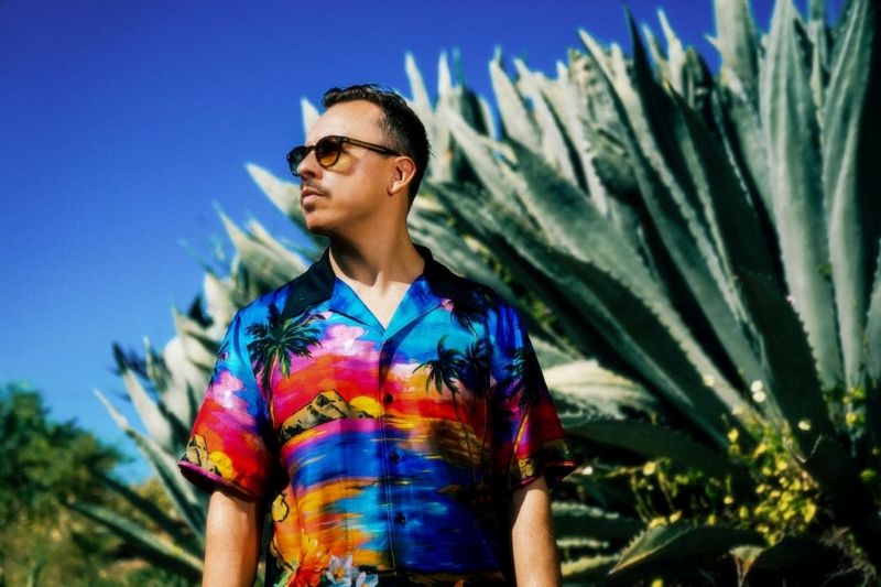 Purple Disco Machine & Guests